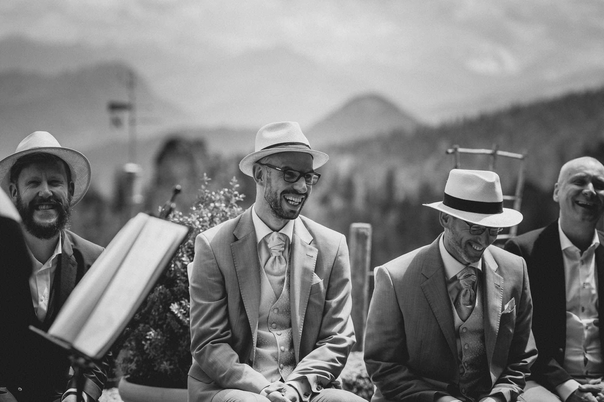 Hochzeitsfotograf Alpen, Chiemgau: freie Trauung von Dennis & Dirk 26