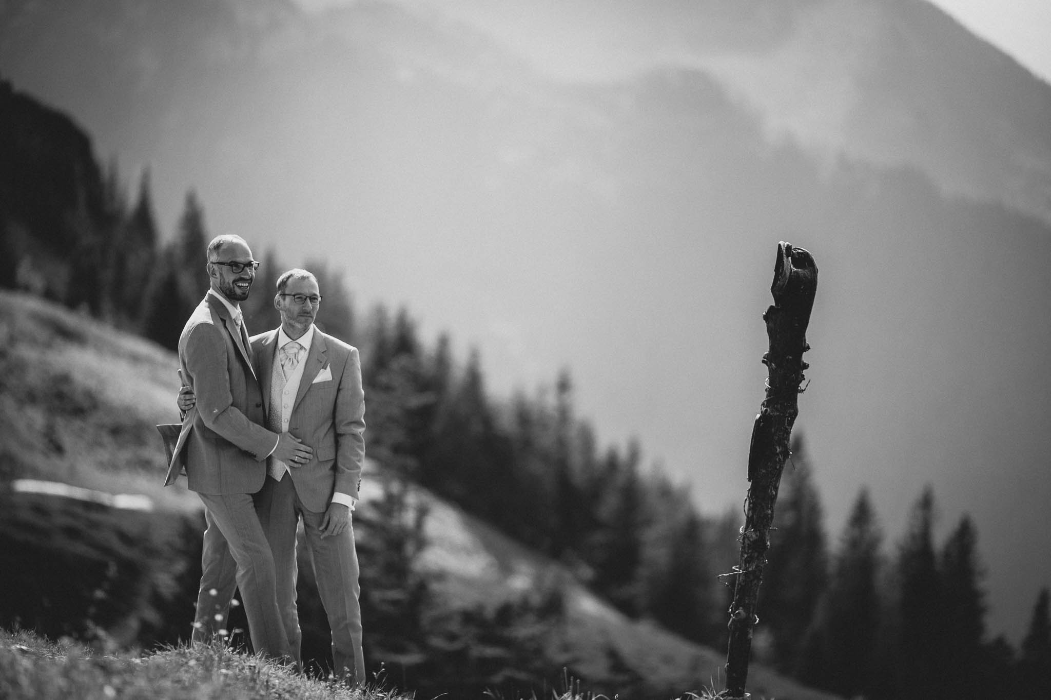 Hochzeitsfotograf Alpen, Chiemgau: freie Trauung von Dennis & Dirk 59