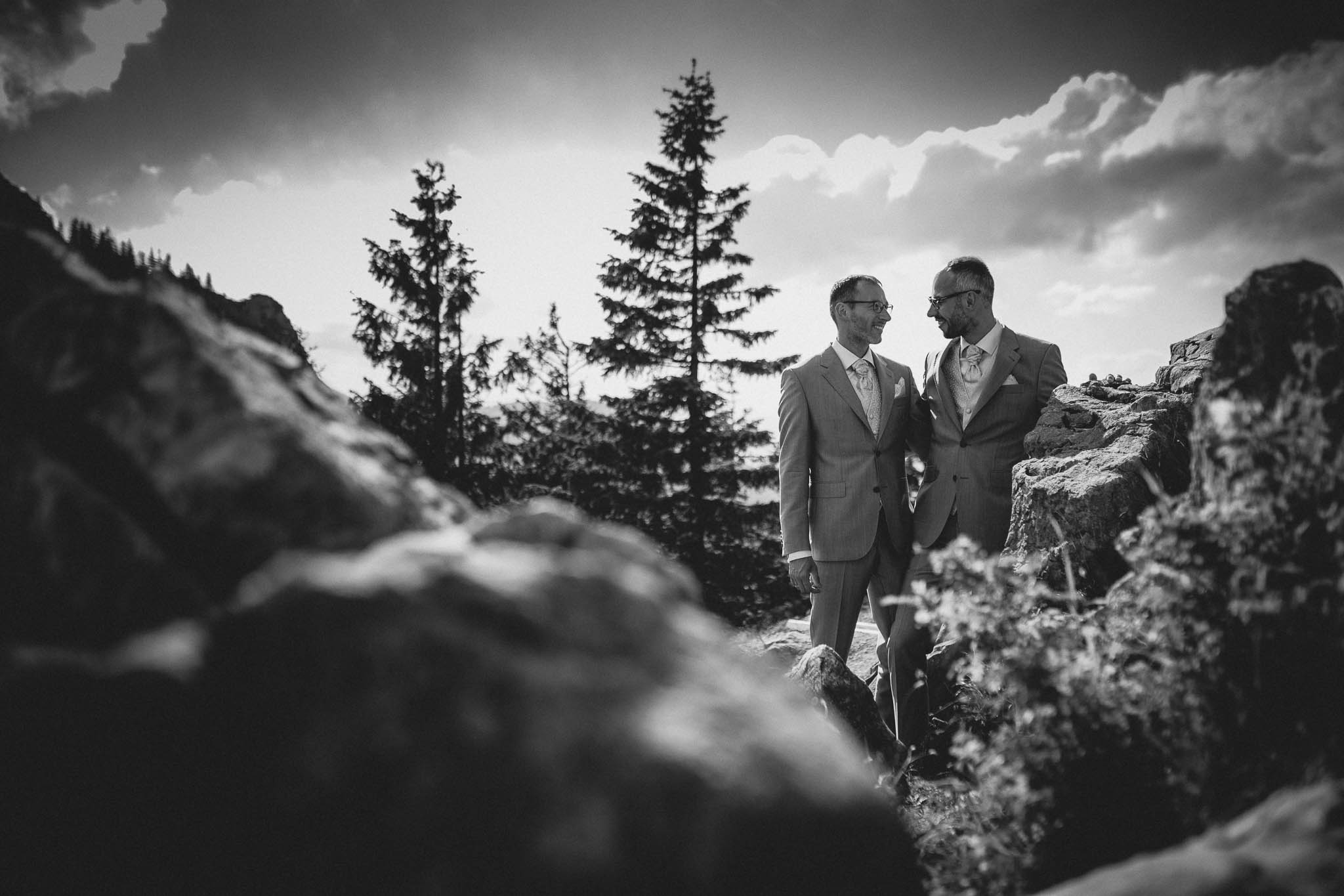 Hochzeitsfotograf Alpen, Chiemgau: freie Trauung von Dennis & Dirk 68