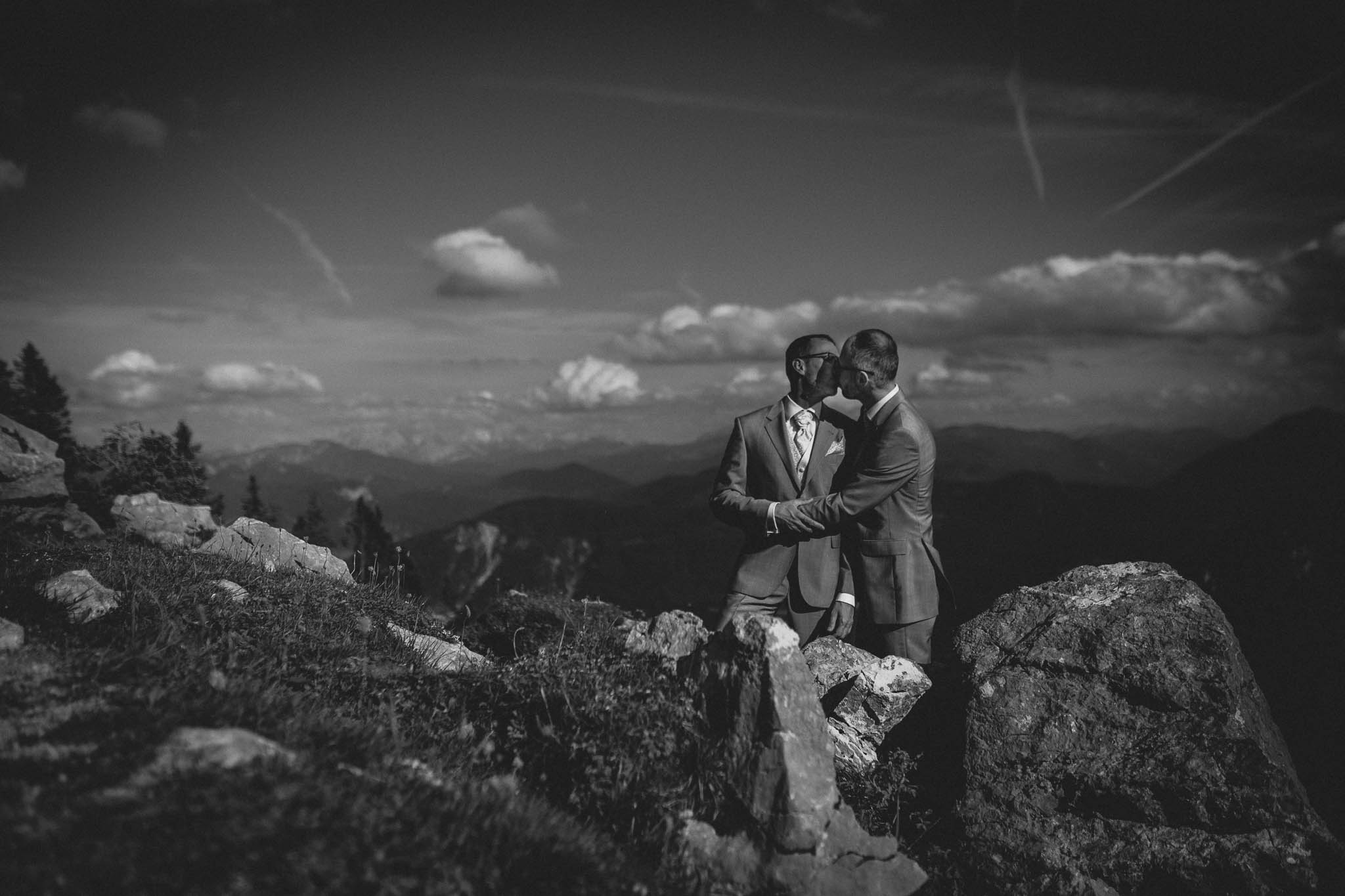 Hochzeitsfotograf Alpen, Chiemgau: freie Trauung von Dennis & Dirk 65