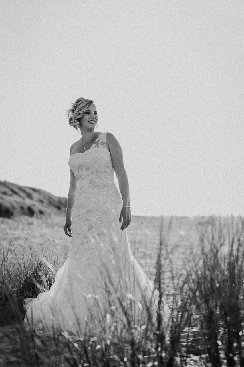 Hochzeitsfotograf Renesse, Holland: Lisa & Michael heiraten mit einer freien Trauung am Strand 53