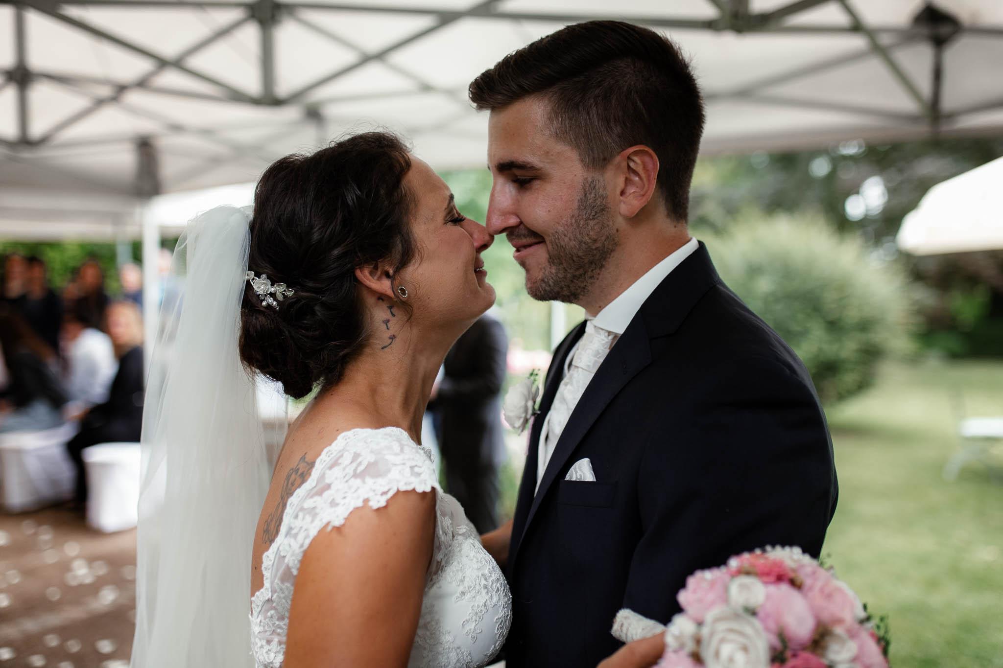 Hochzeitsfotograf Monzernheim: freie Trauung von Sarah & Patrick 36