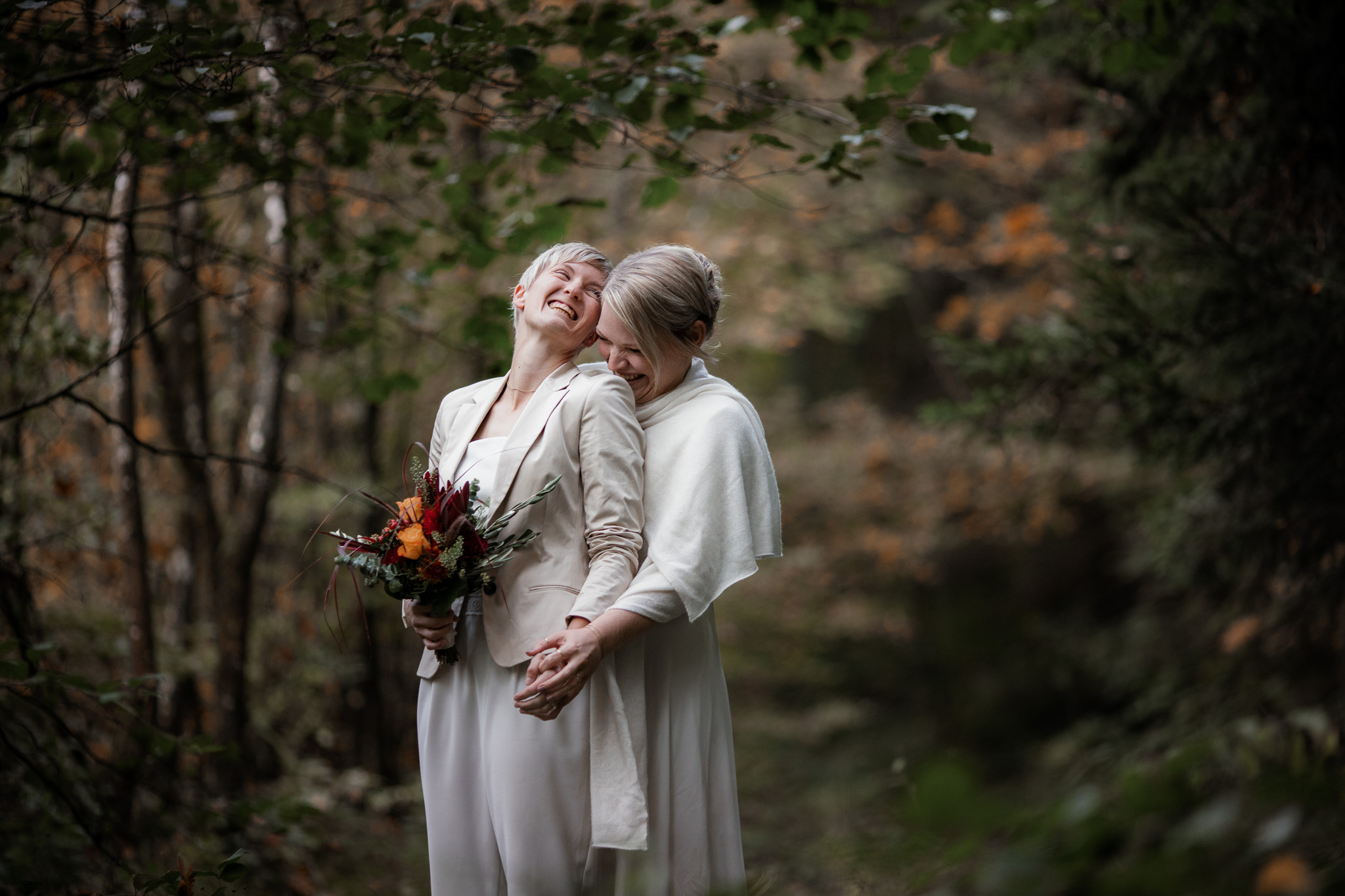 Hochzeitsfotos im Karlstal bei Trippstadt - Maja und Nathalie 23