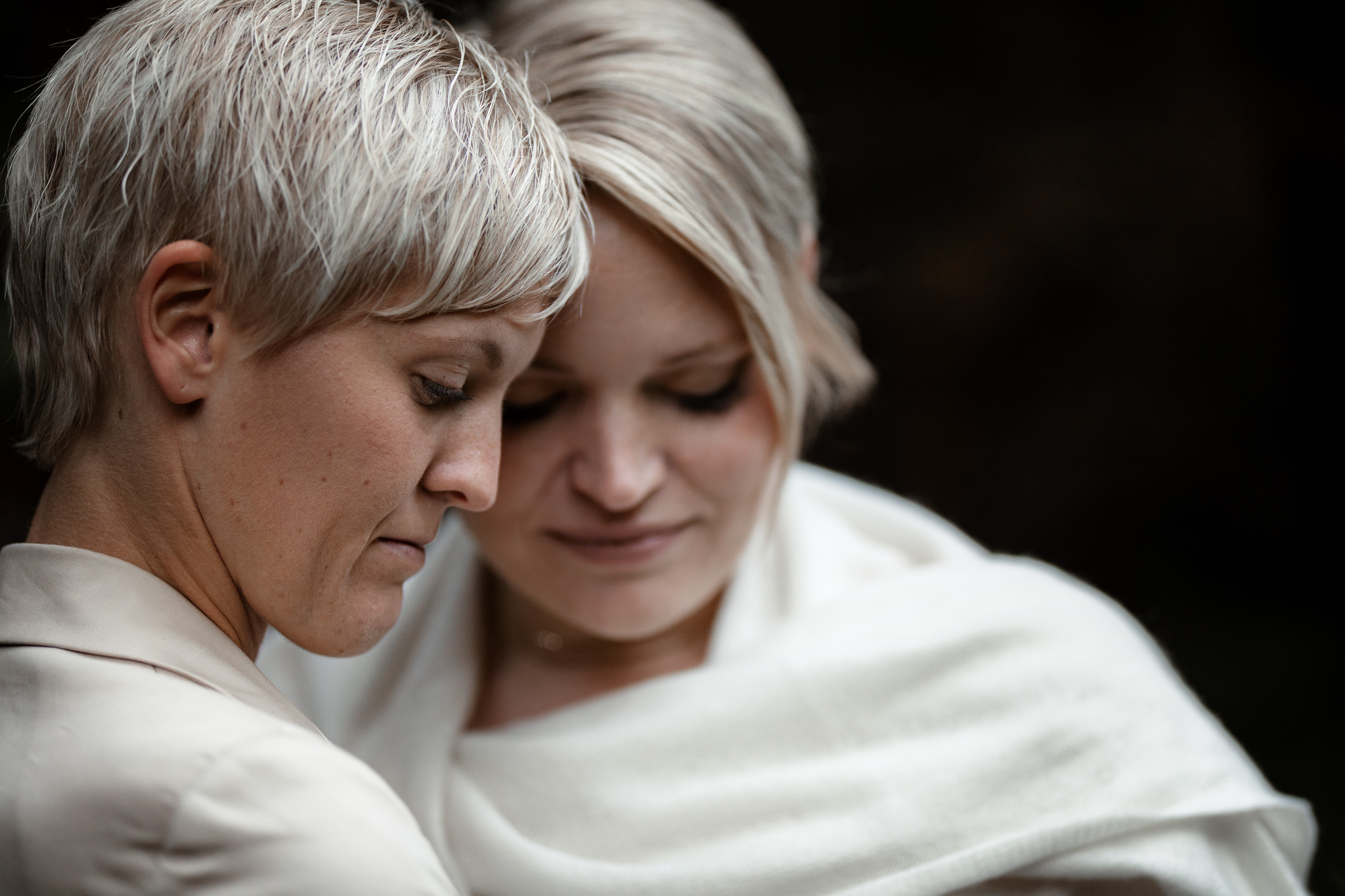 Hochzeitsfotos im Karlstal bei Trippstadt - Maja und Nathalie 15