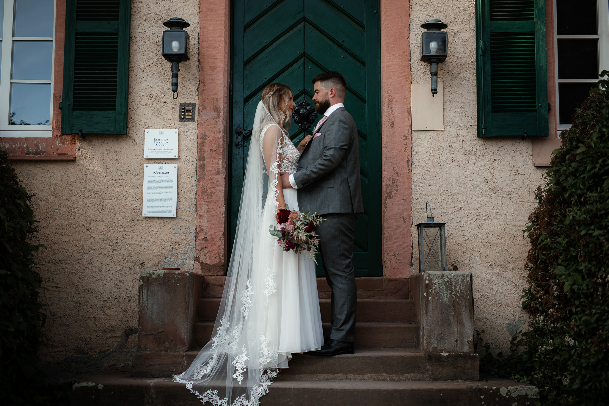 Als Hochzeitsfotograf in Eltville - Freie Trauung im Weingut Baron Knyphausen 43