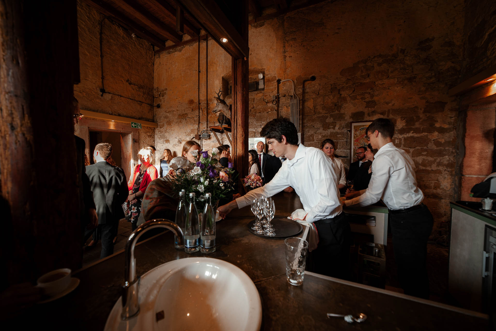 Als Hochzeitsfotograf im Hofgut Ruppertsberg: Hochzeit von Lisa und Max mit freier Trauung 107