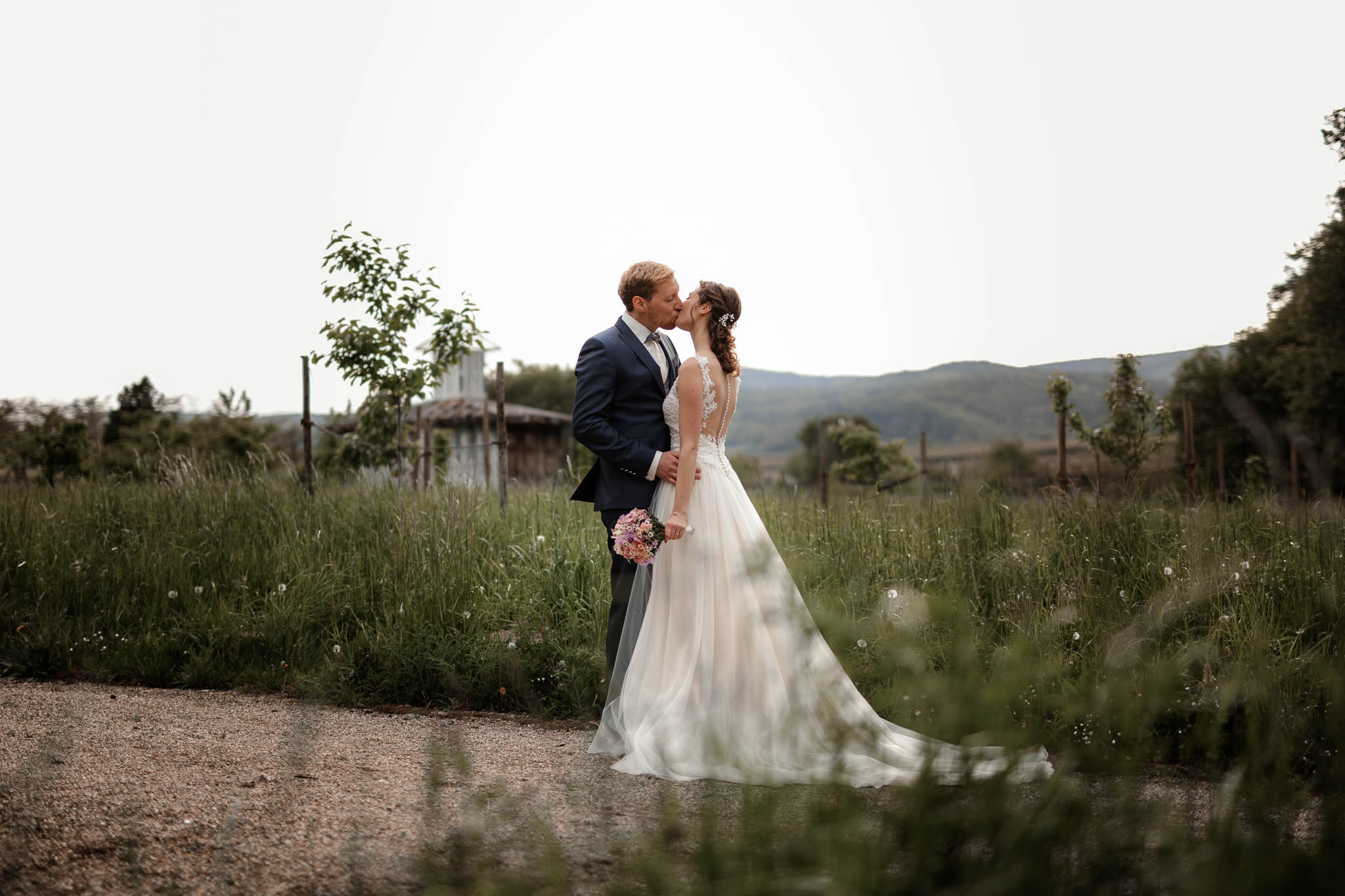 Als Hochzeitsfotograf im Hofgut Ruppertsberg: Hochzeit von Lisa und Max mit freier Trauung 79