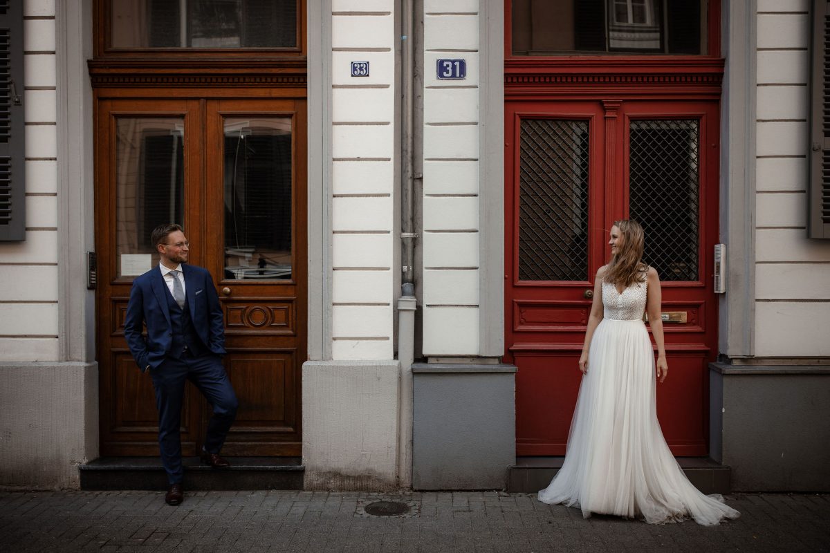 Hochzeitsfotos Wiesbaden - After-Wedding-Shooting mitten in der Stadt 28