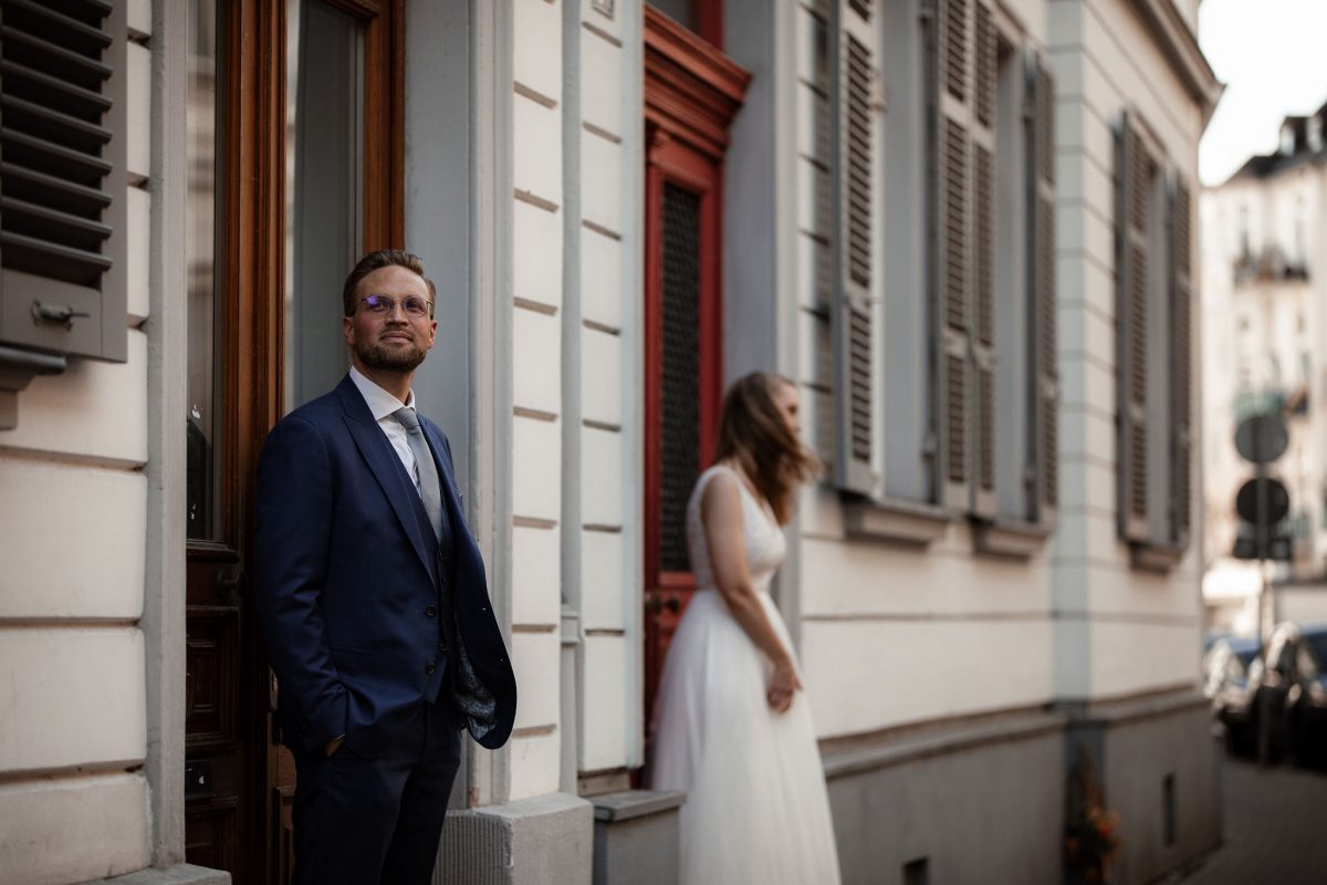 Hochzeitsfotos Wiesbaden - After-Wedding-Shooting mitten in der Stadt 30