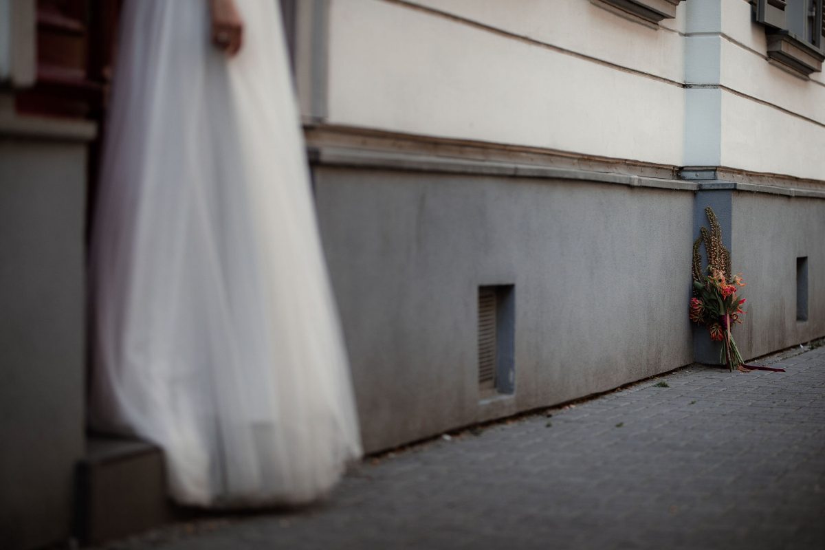 Hochzeitsfotos Wiesbaden - After-Wedding-Shooting mitten in der Stadt 34