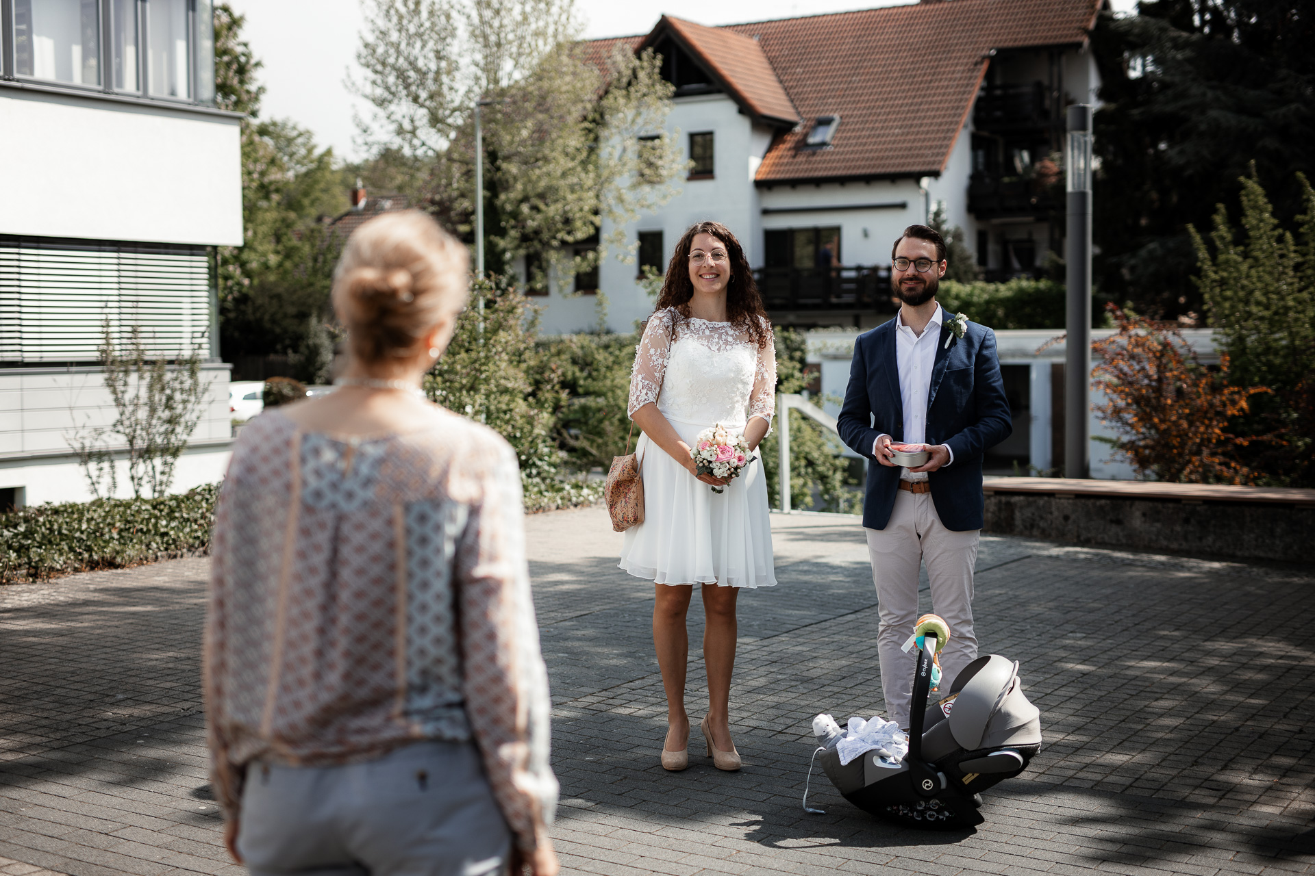 Standesamtliche Trauung von Christina und Fridolin in Kelkheim - Eine Corona Hochzeit 9