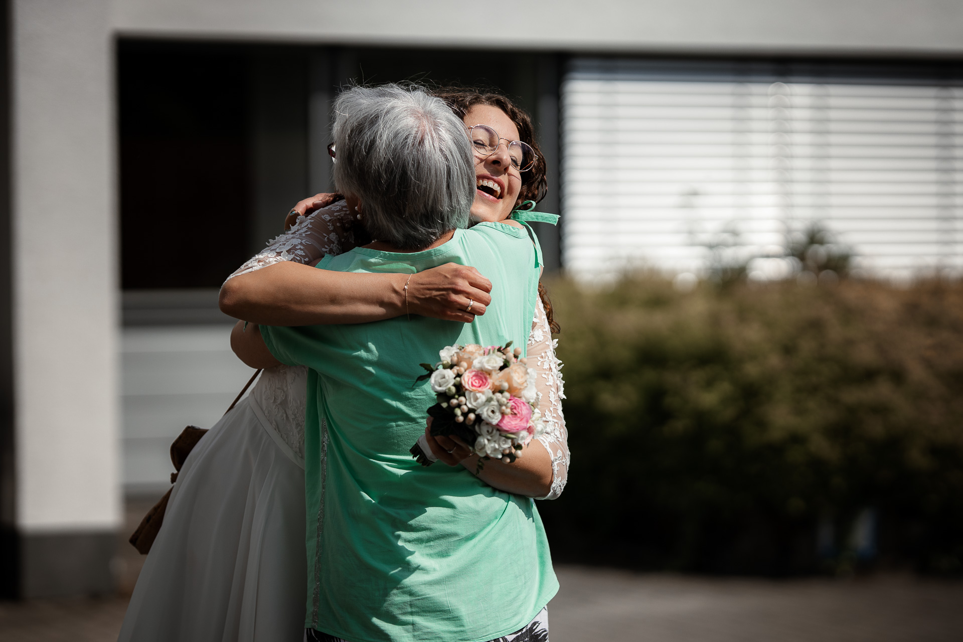 Standesamtliche Trauung von Christina und Fridolin in Kelkheim - Eine Corona Hochzeit 18