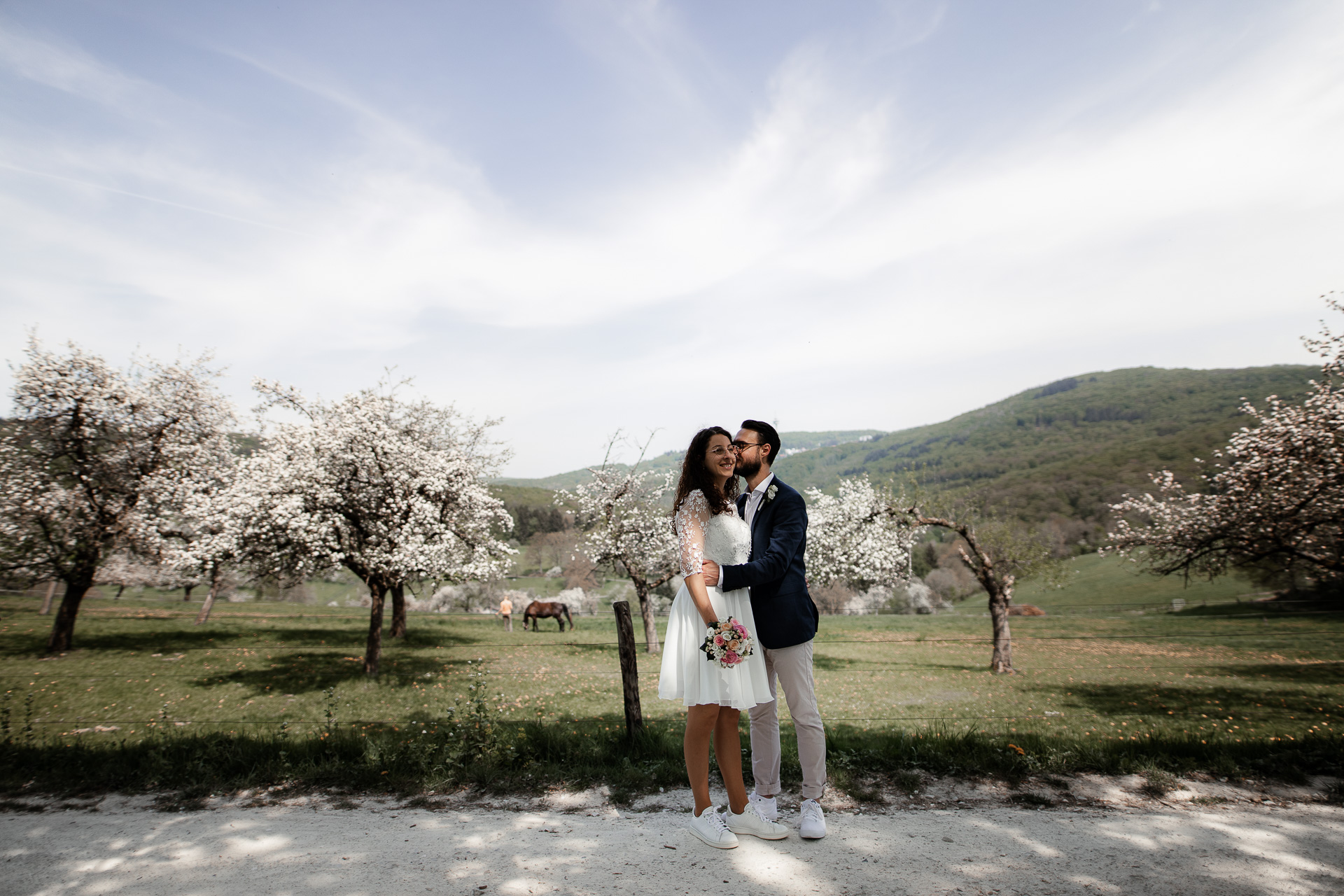 Standesamtliche Trauung von Christina und Fridolin in Kelkheim - Eine Corona Hochzeit 51