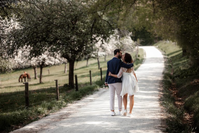 Standesamtliche Trauung von Christina und Fridolin in Kelkheim – Eine Corona Hochzeit