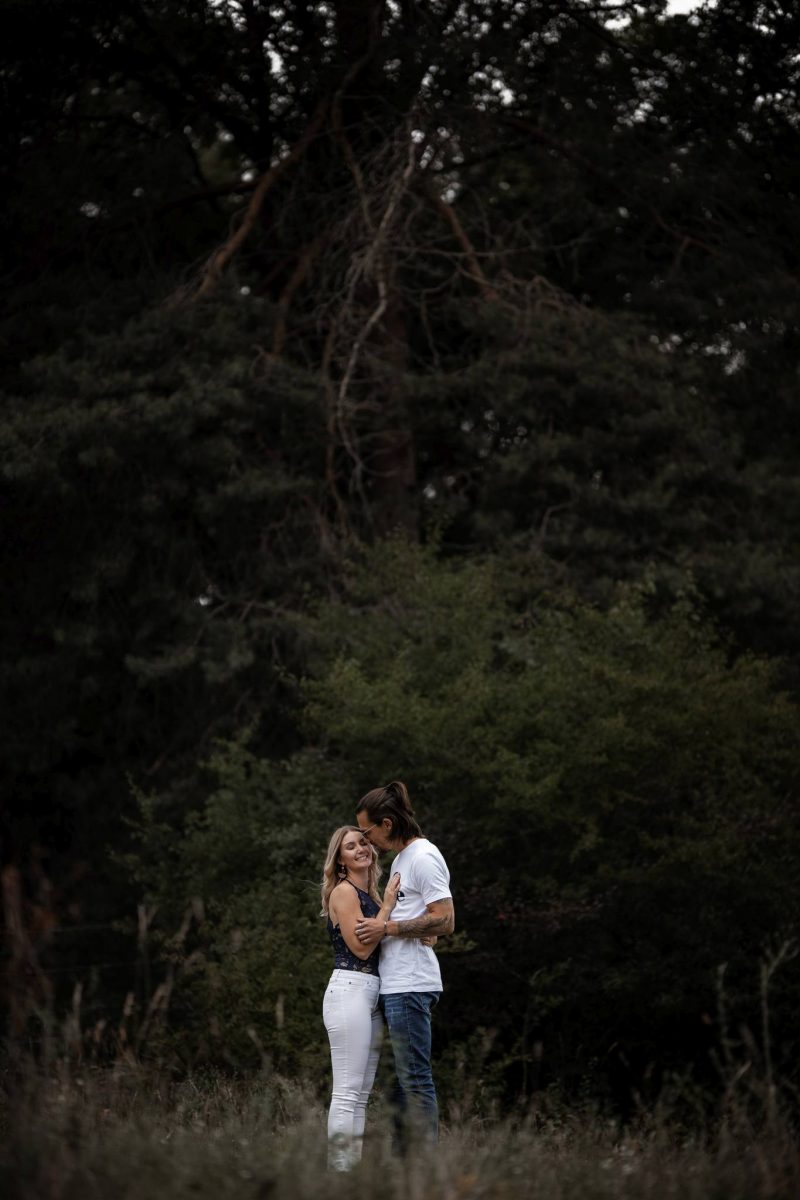 Paarfotos Mainzer Sand - Verlobungsshooting von Jenny und Patrice 32