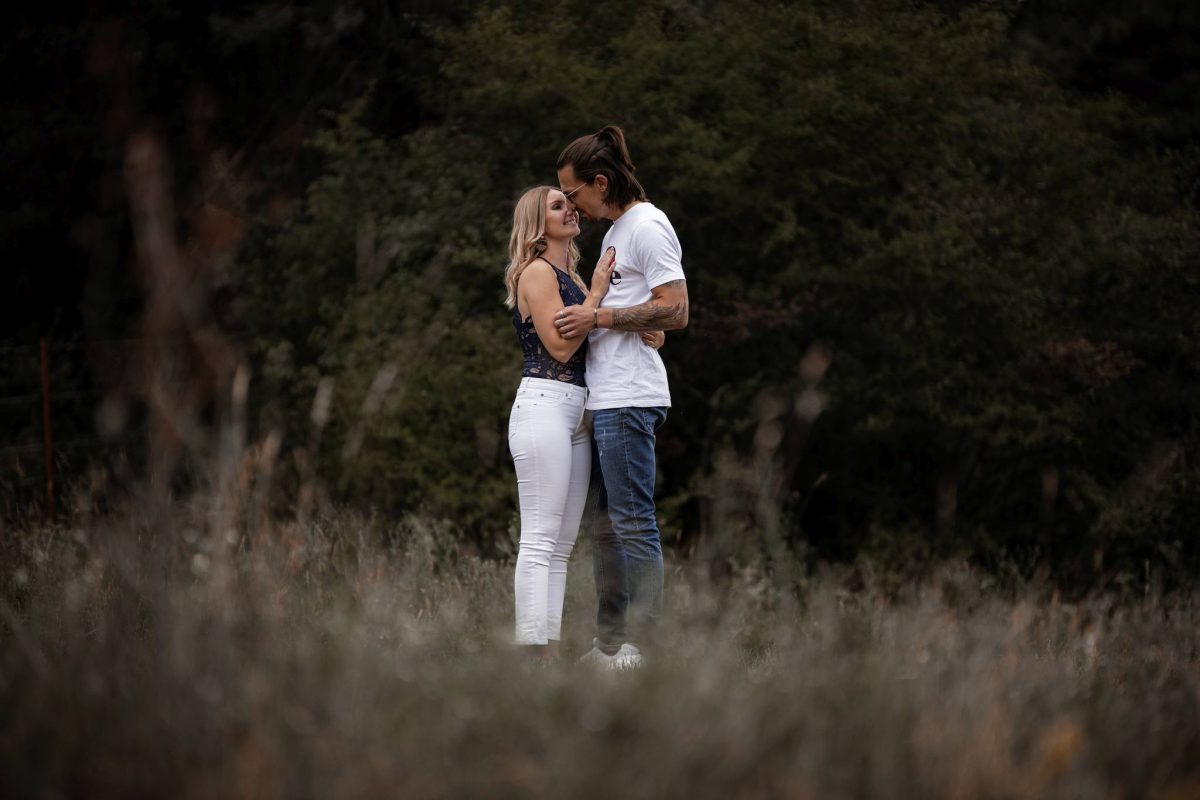 Paarfotos Mainzer Sand - Verlobungsshooting von Jenny und Patrice 33