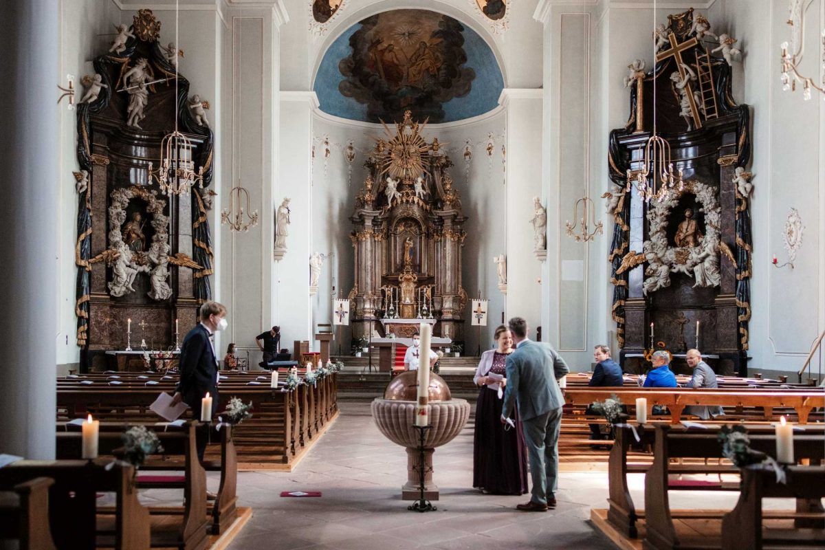 Als Hochzeitsfotograf in Bodenheim - kirchliche Trauung von Dominika und Julian 41