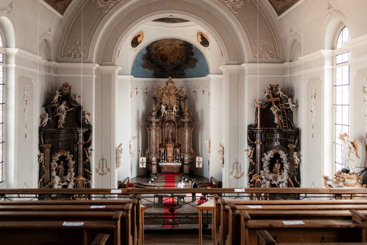 Als Hochzeitsfotograf in Bodenheim - kirchliche Trauung von Dominika und Julian 40