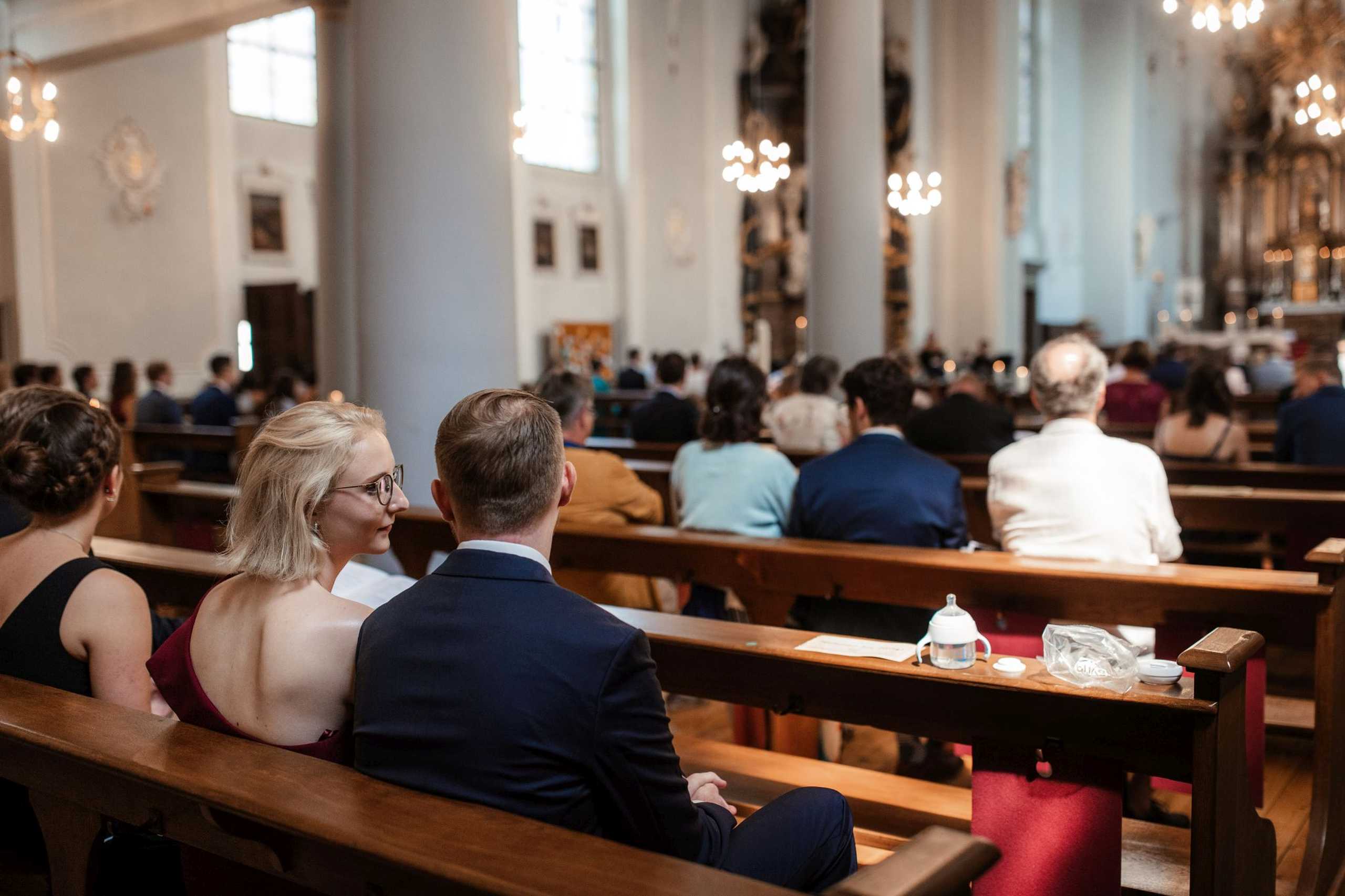 Als Hochzeitsfotograf in Bodenheim - kirchliche Trauung von Dominika und Julian 80