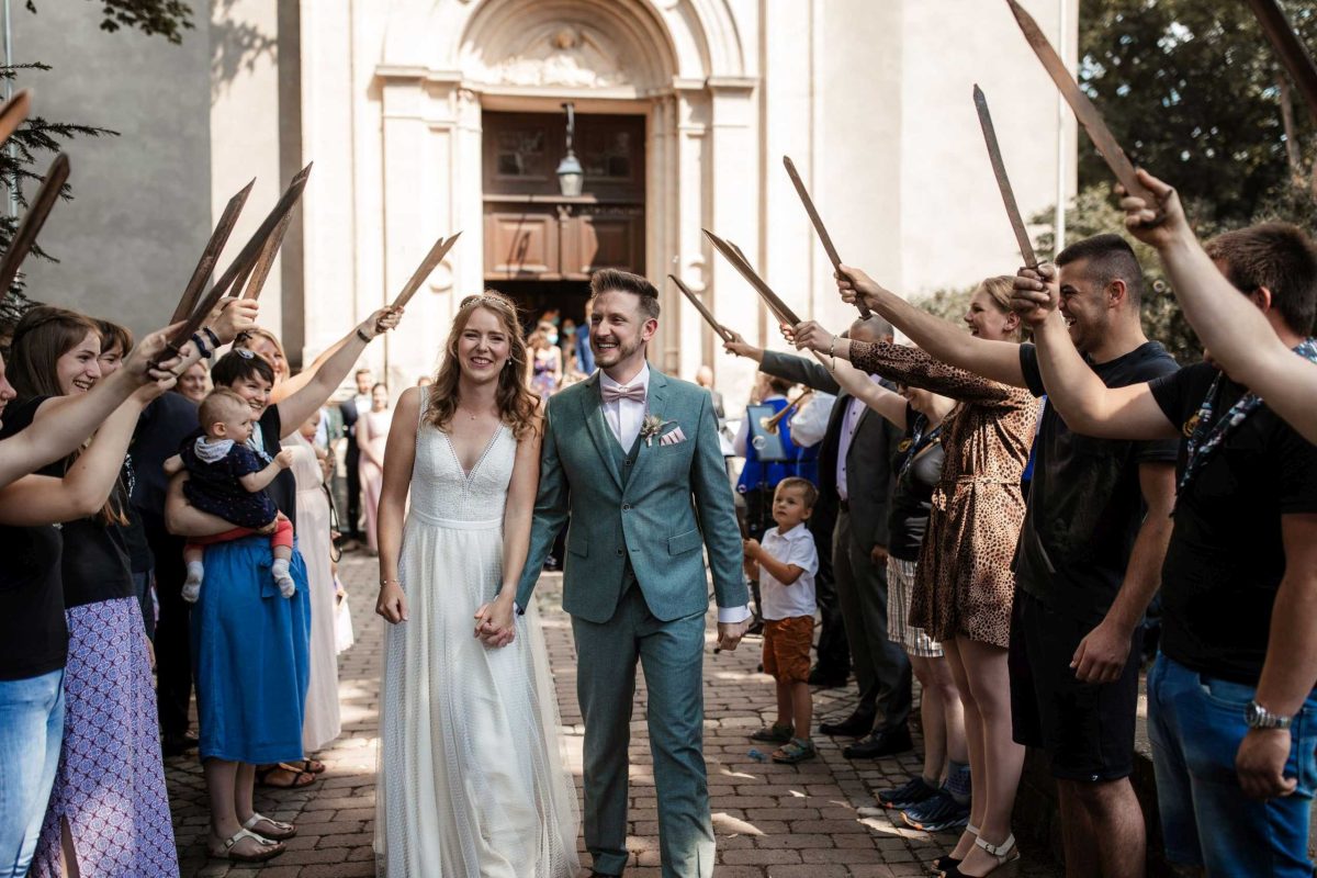 Als Hochzeitsfotograf in Bodenheim - kirchliche Trauung von Dominika und Julian 89