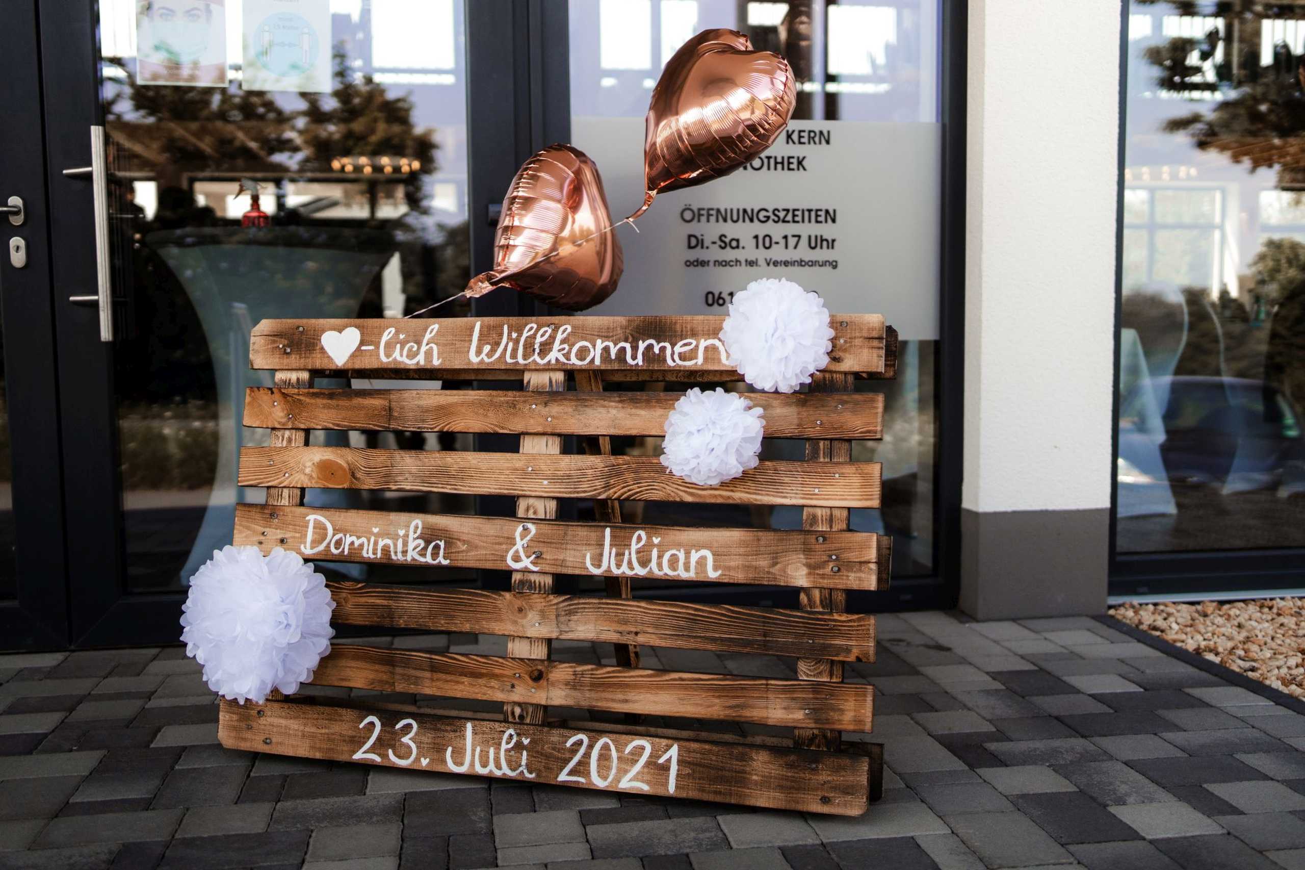 Als Hochzeitsfotograf in Bodenheim - kirchliche Trauung von Dominika und Julian 118