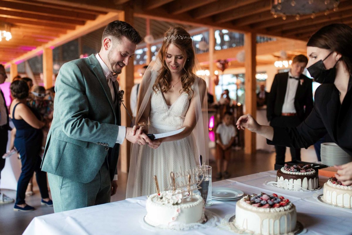 Als Hochzeitsfotograf in Bodenheim - kirchliche Trauung von Dominika und Julian 161