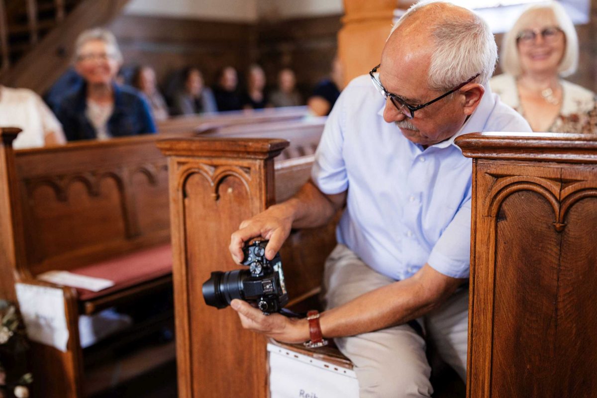 Als Hochzeitsfotograf in Guntersblum - kirchliche Trauung von Helgard & Sebastian 42