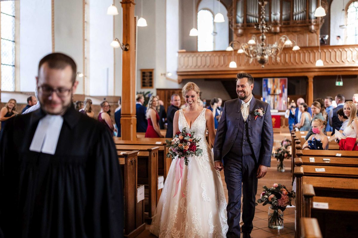 Als Hochzeitsfotograf in Guntersblum - kirchliche Trauung von Helgard & Sebastian 64