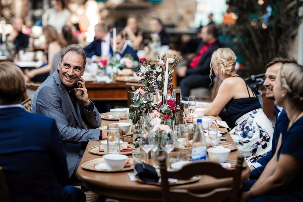 Als Hochzeitsfotograf in Guntersblum - kirchliche Trauung von Helgard & Sebastian 100