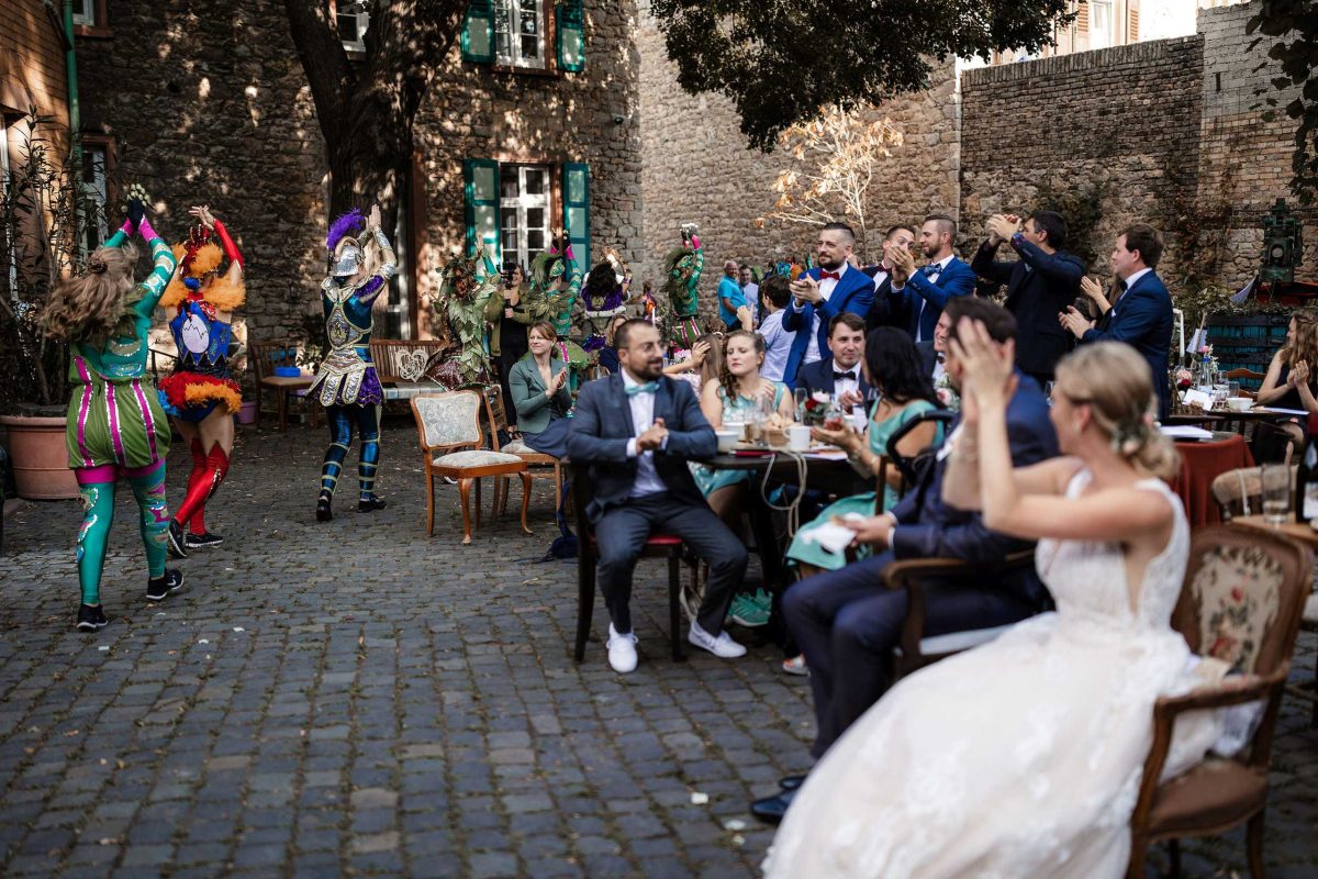 Als Hochzeitsfotograf in Guntersblum - kirchliche Trauung von Helgard & Sebastian 110