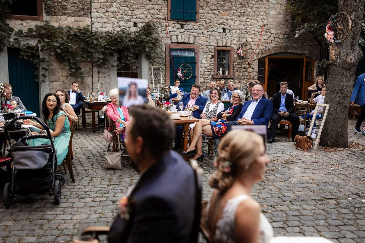 Als Hochzeitsfotograf in Guntersblum - kirchliche Trauung von Helgard & Sebastian 102