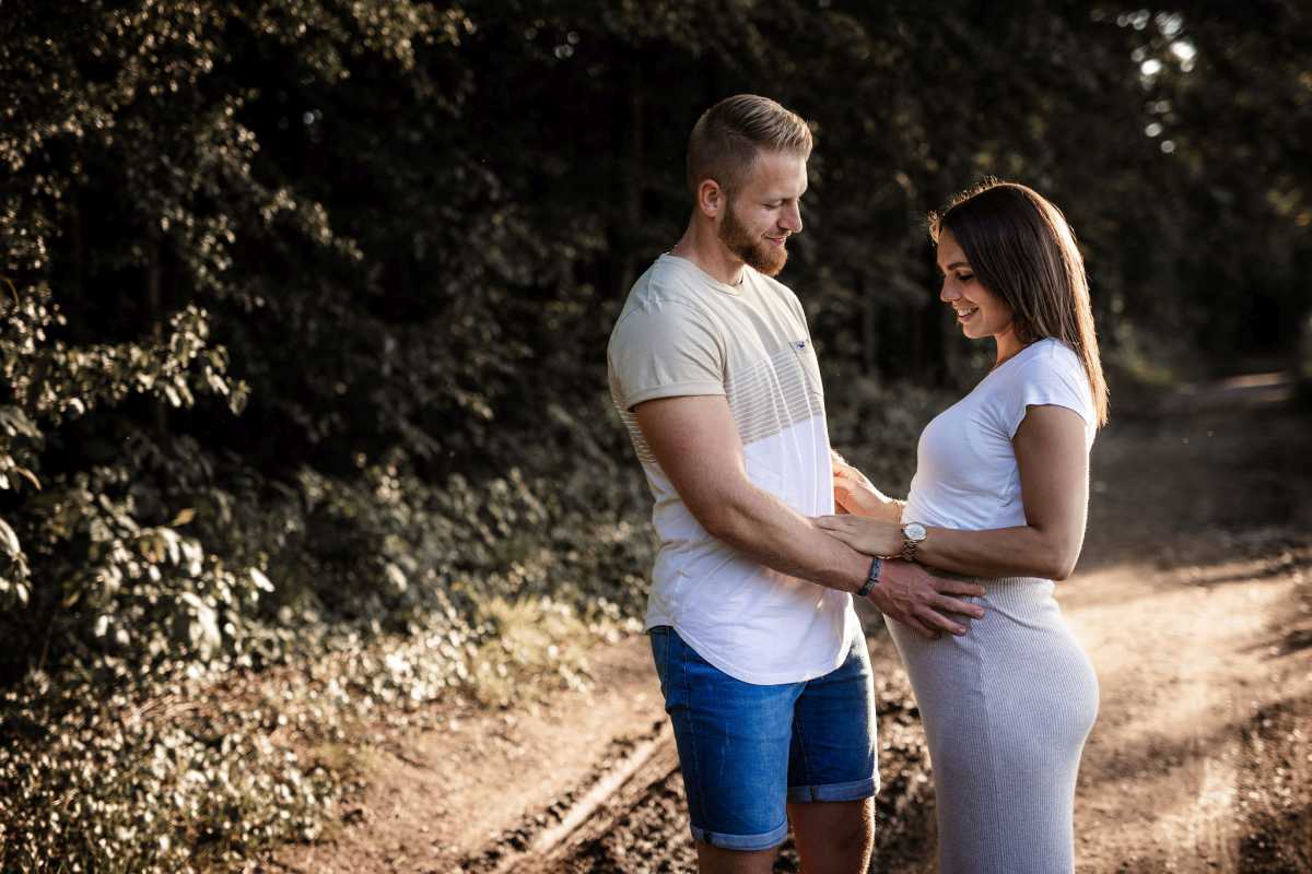 Babybauchfotos Oppenheim: Babybauch Shooting im Sonnenuntergang 6