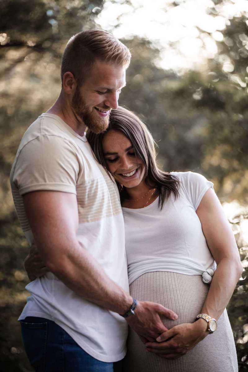 Babybauchfotos Oppenheim: Babybauch Shooting im Sonnenuntergang 10