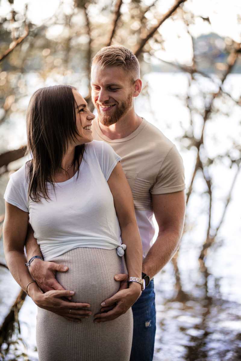 Babybauchfotos Oppenheim: Babybauch Shooting im Sonnenuntergang 16