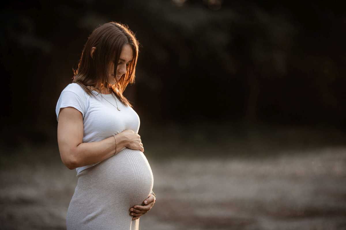 Babybauchfotos Oppenheim: Babybauch Shooting im Sonnenuntergang 40