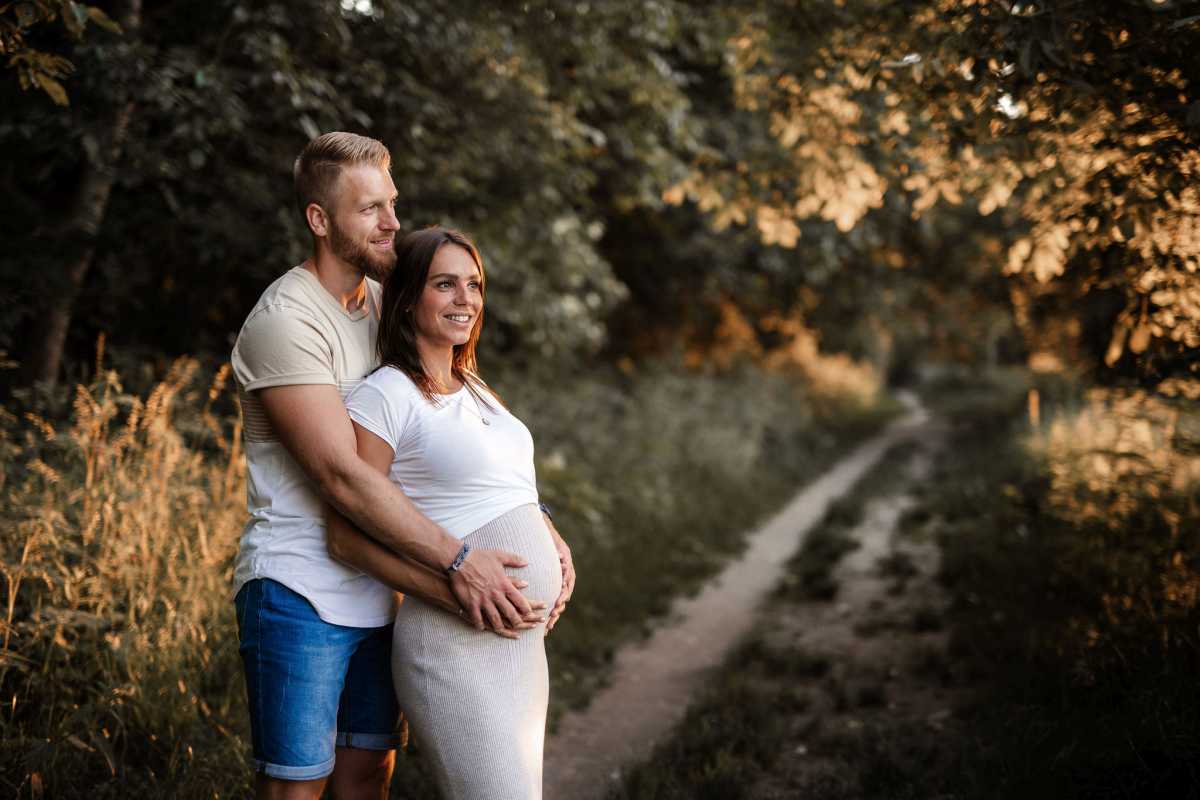 Babybauchfotos Oppenheim: Babybauch Shooting im Sonnenuntergang 53