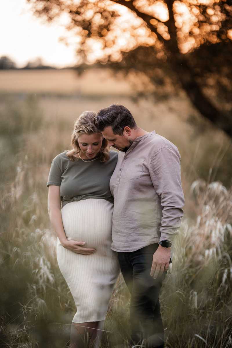 Babybauchfotos Undenheim - im Sonnenuntergang 27