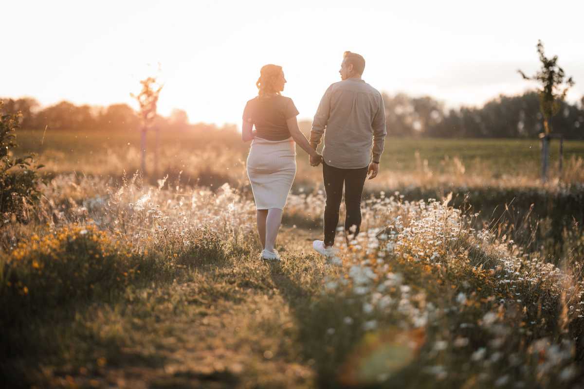 Babybauchfotos Undenheim - im Sonnenuntergang 38