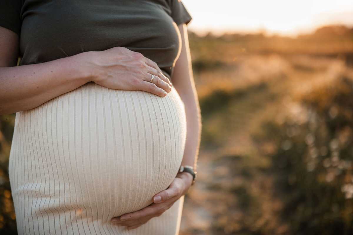 Babybauchfotos Undenheim - im Sonnenuntergang 41