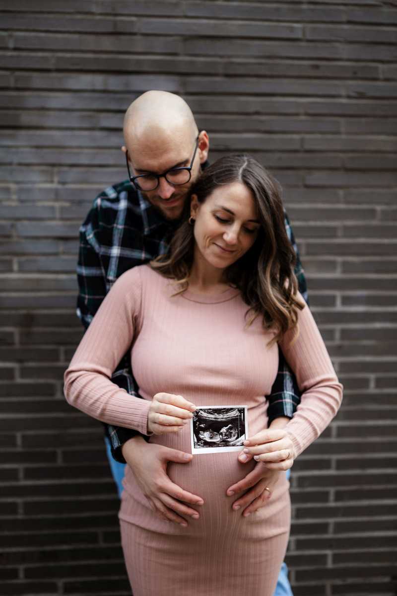 Babybauchfotos Wiesbaden: Ein urbanes Babybauchshooting 55