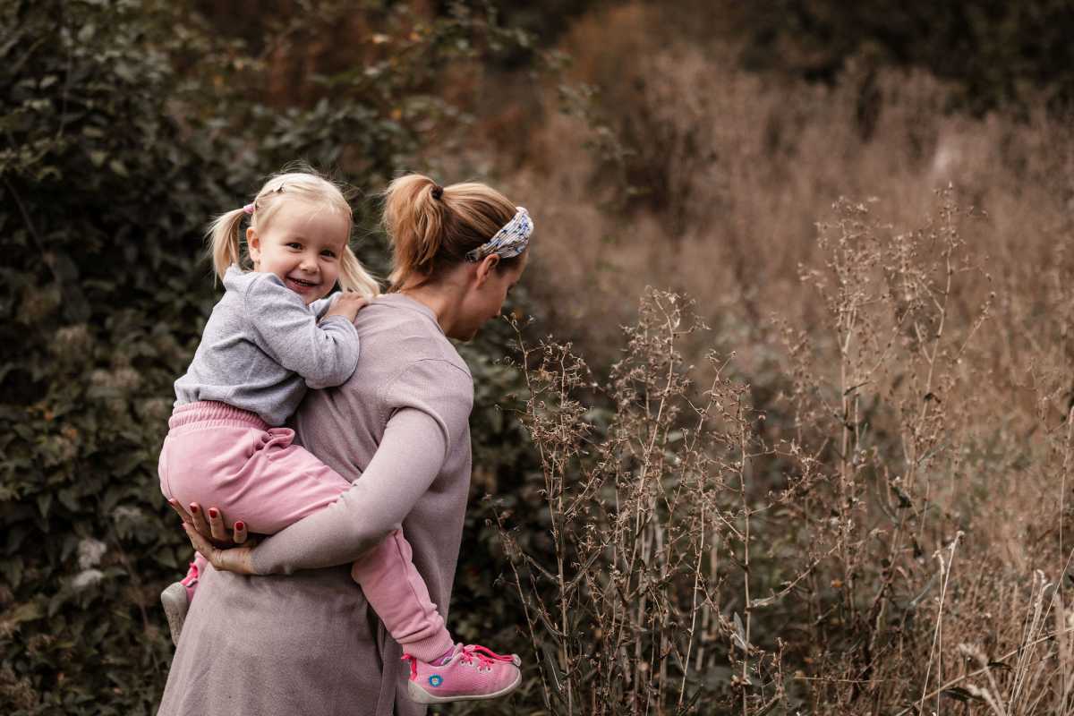 Mutter-Tochter-Fotos: Familienshooting Rheinland-Pfalz 10