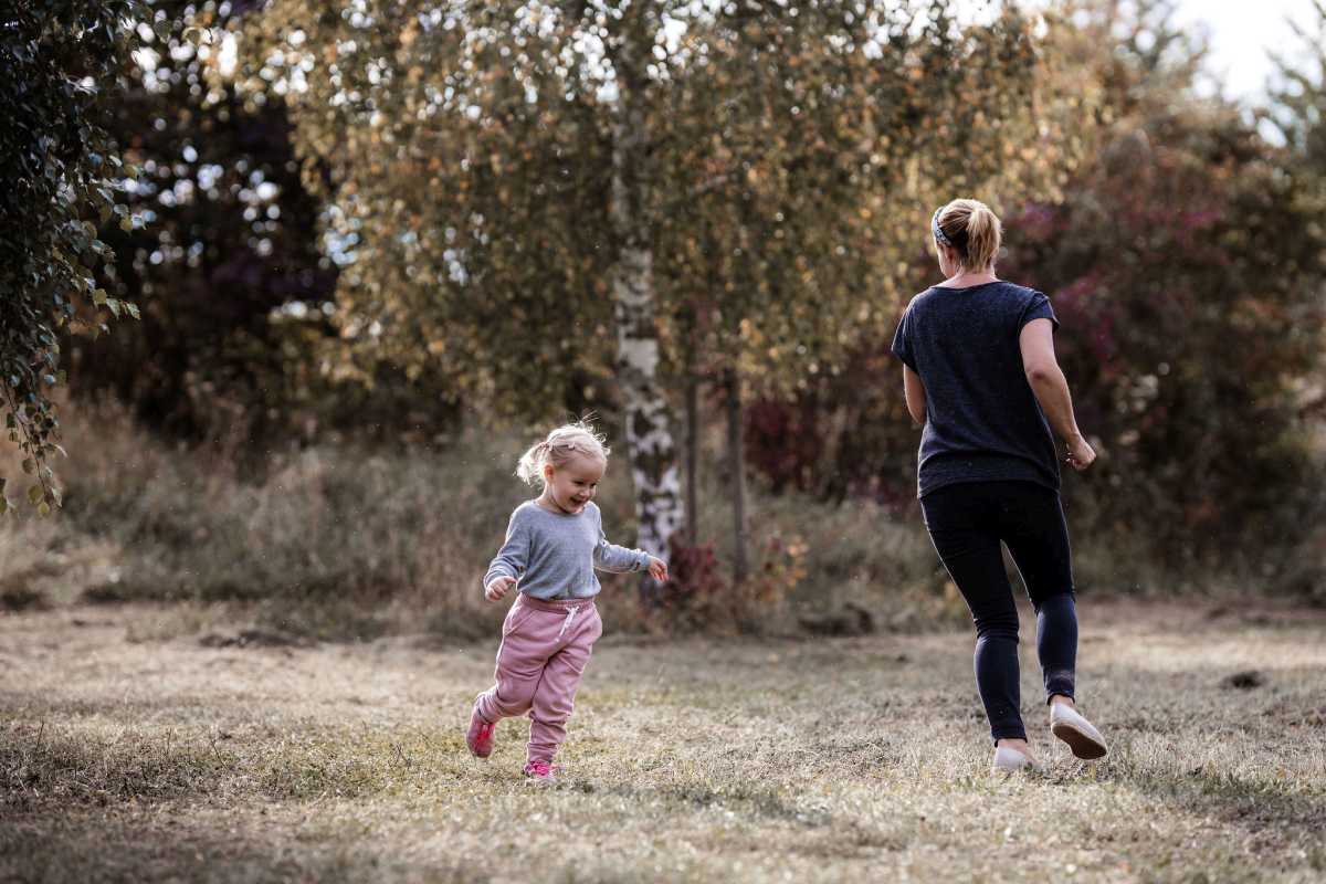 Mutter-Tochter-Fotos: Familienshooting Rheinland-Pfalz 30