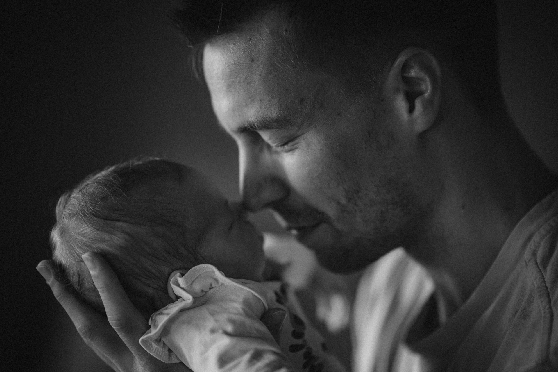 Newborn Shooting / Neugeborenenfotos zu Hause in Mainz, Rheinhessen, Alzey, RLP als Homestory 1