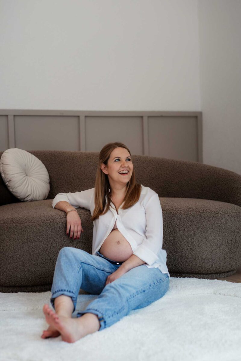 Babybauchfotos im Tageslichtstudio in Undenheim 23