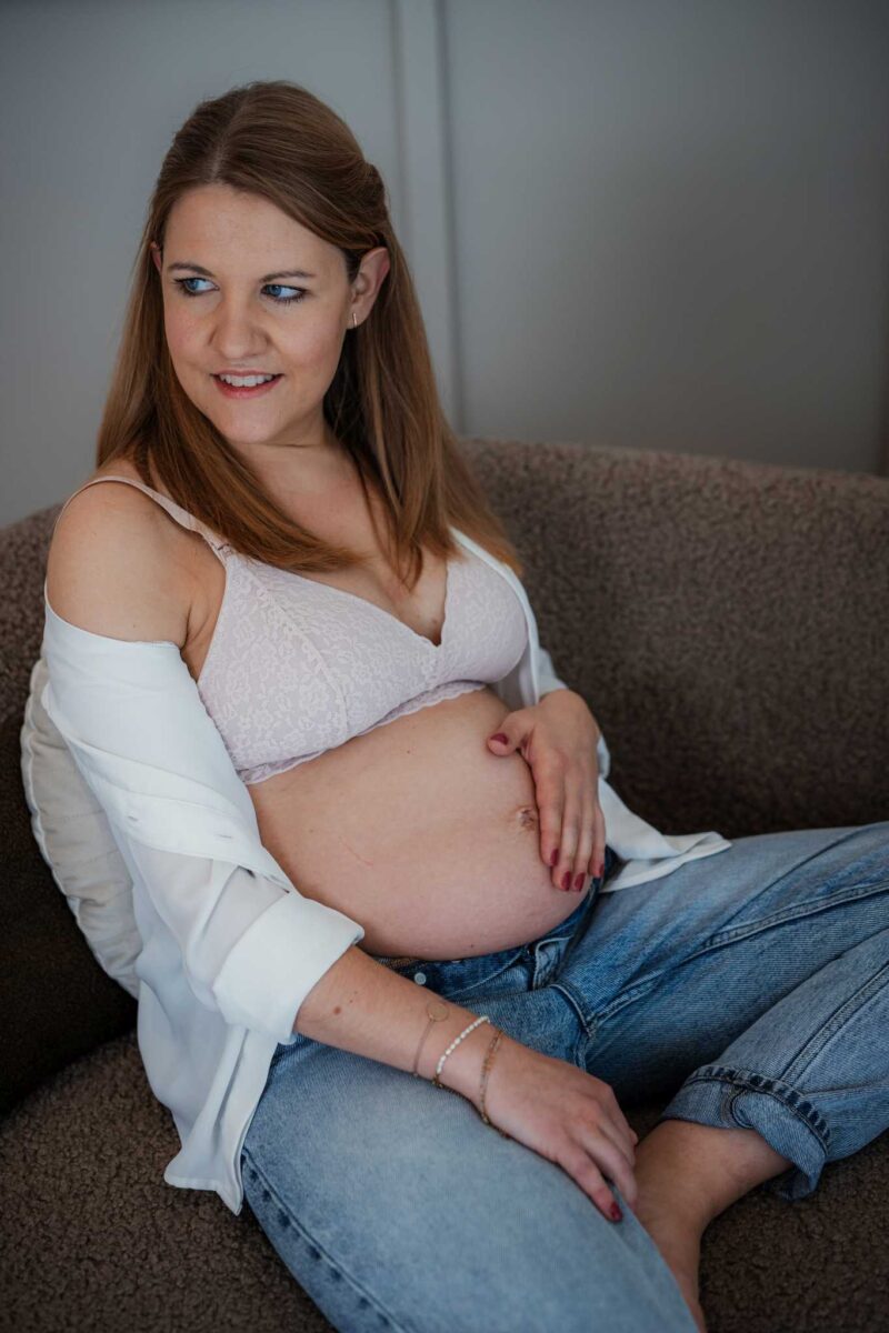 Babybauchfotos im Tageslichtstudio in Undenheim 17
