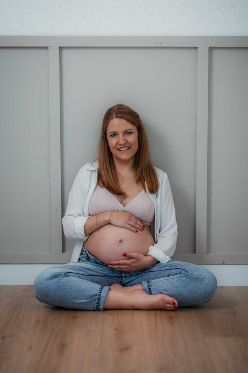 Babybauchfotos im Tageslichtstudio in Undenheim 11