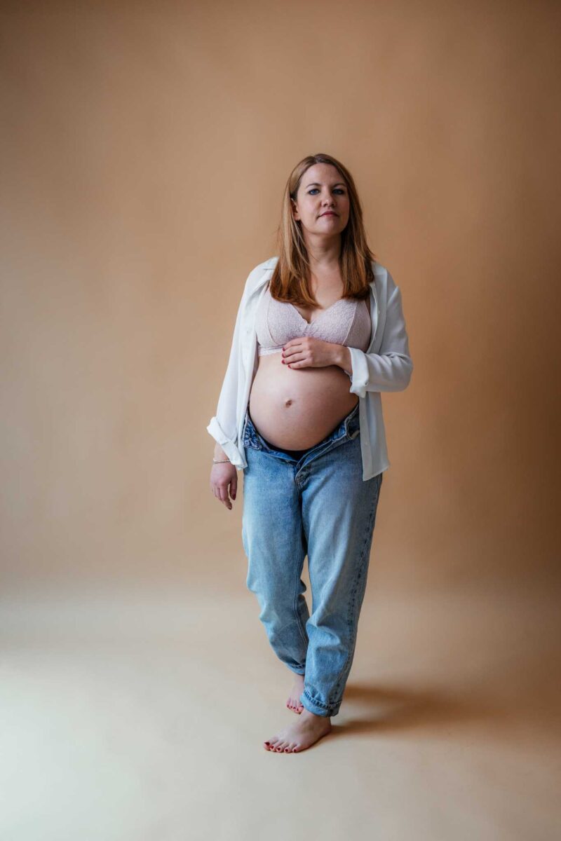 Babybauchfotos im Tageslichtstudio in Undenheim 5